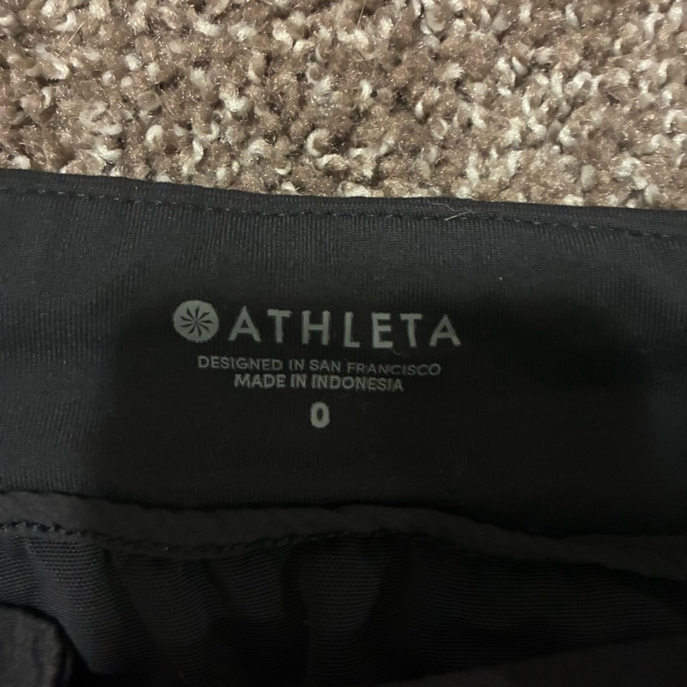 ATHLETA Black Trekkie Lightweight Utility Shorts Active Athletic Hiking Size 0 - Picture 3 of 9